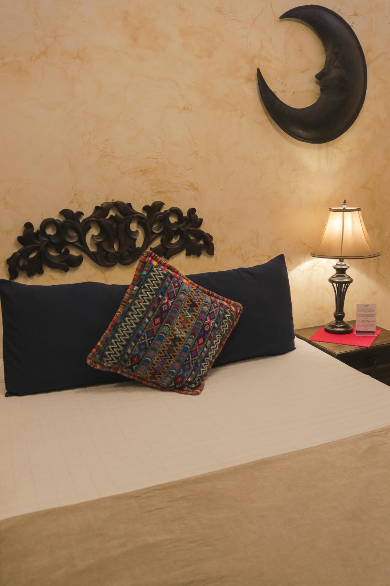 Hotel Posada De La Luna أنتيغوا غواتيمالا المظهر الخارجي الصورة