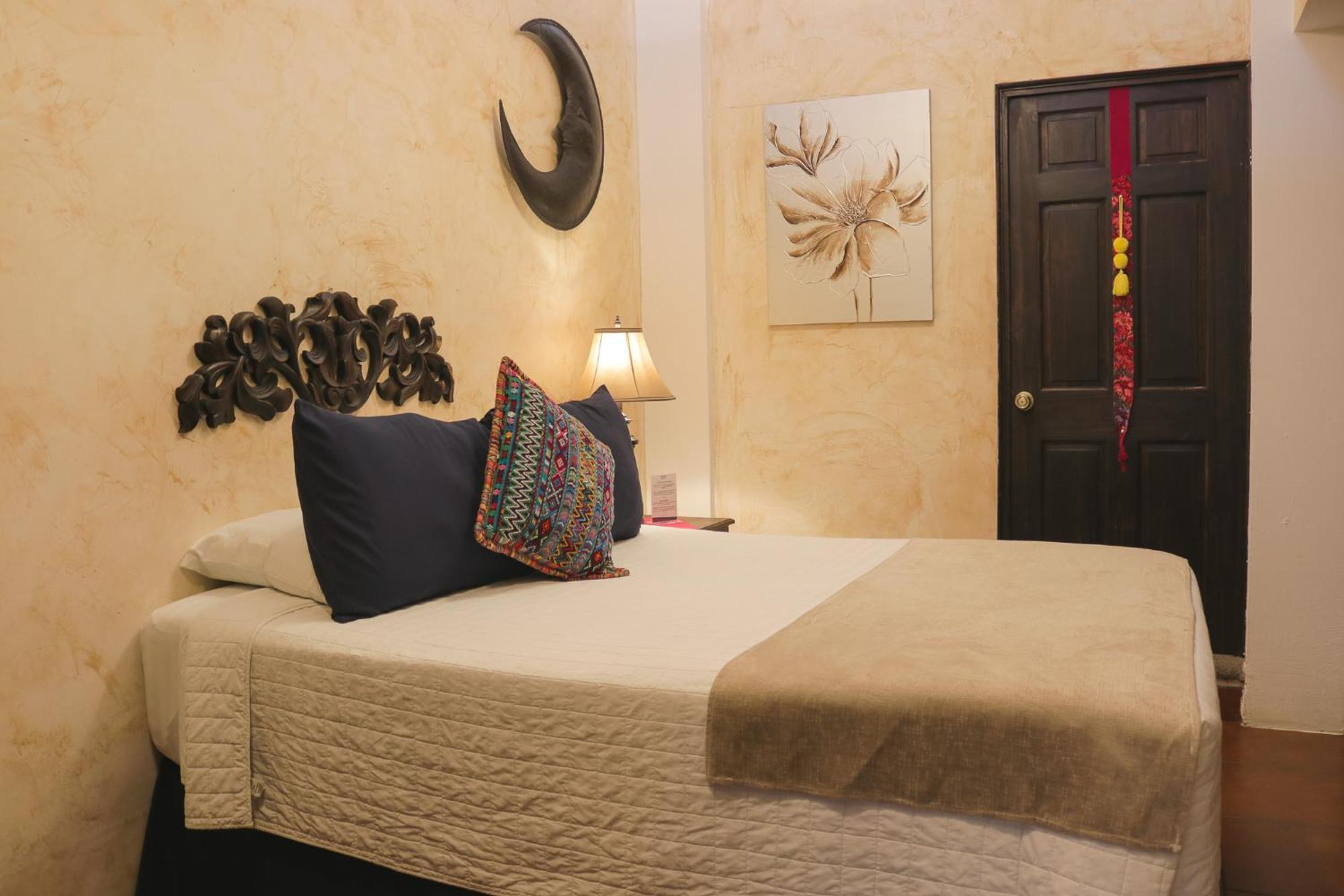Hotel Posada De La Luna أنتيغوا غواتيمالا المظهر الخارجي الصورة