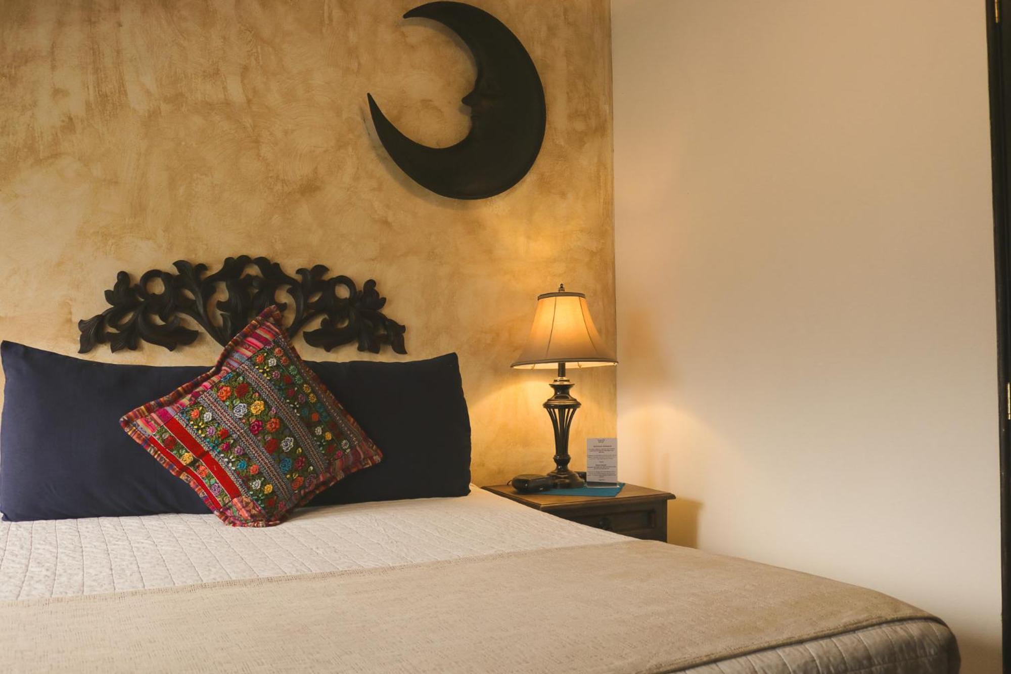 Hotel Posada De La Luna أنتيغوا غواتيمالا المظهر الخارجي الصورة