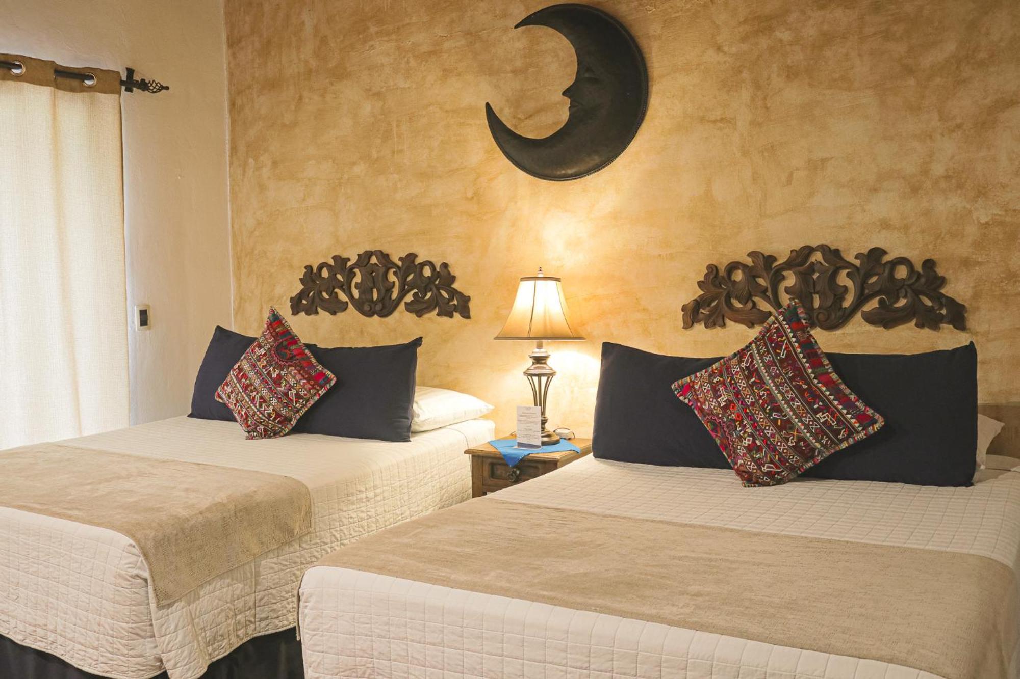 Hotel Posada De La Luna أنتيغوا غواتيمالا المظهر الخارجي الصورة