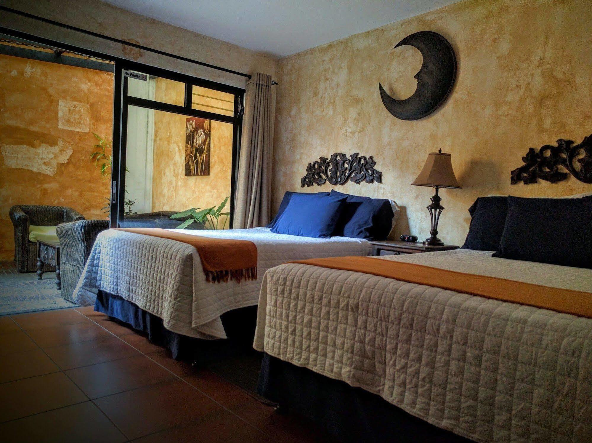 Hotel Posada De La Luna أنتيغوا غواتيمالا المظهر الخارجي الصورة