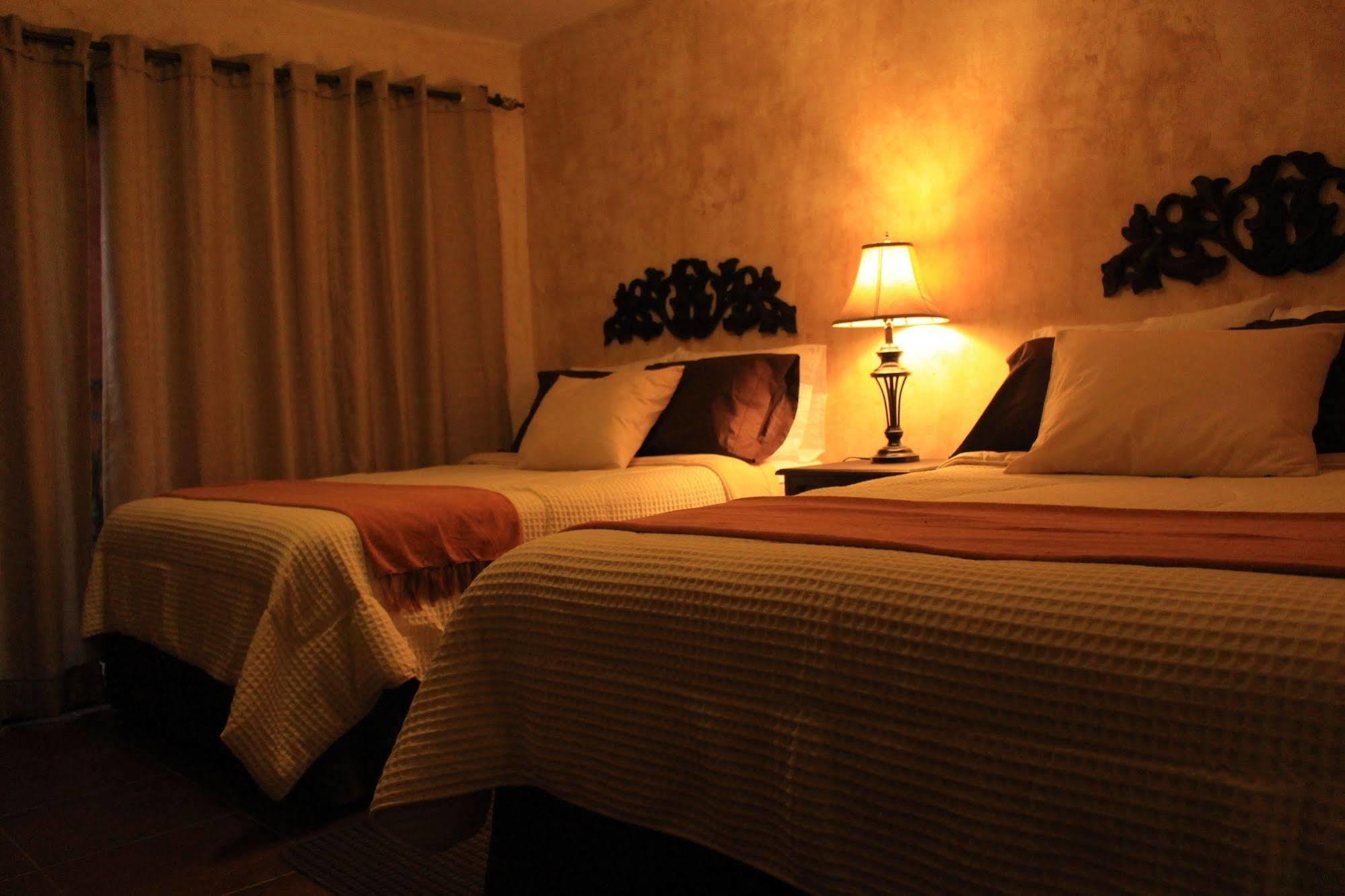 Hotel Posada De La Luna أنتيغوا غواتيمالا المظهر الخارجي الصورة